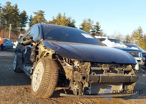 2022 Volkswagen Golf Gti 2.0T S z USA, uszkodzony, nr VIN WVWG87CD6NW165375